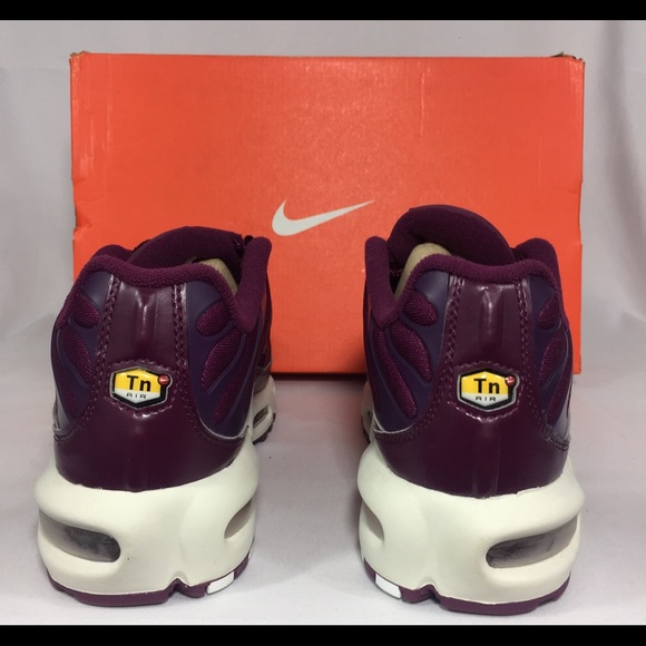 SOLD***Nike Air Max Plus TN (WOMENS) - Picture 4 of 5